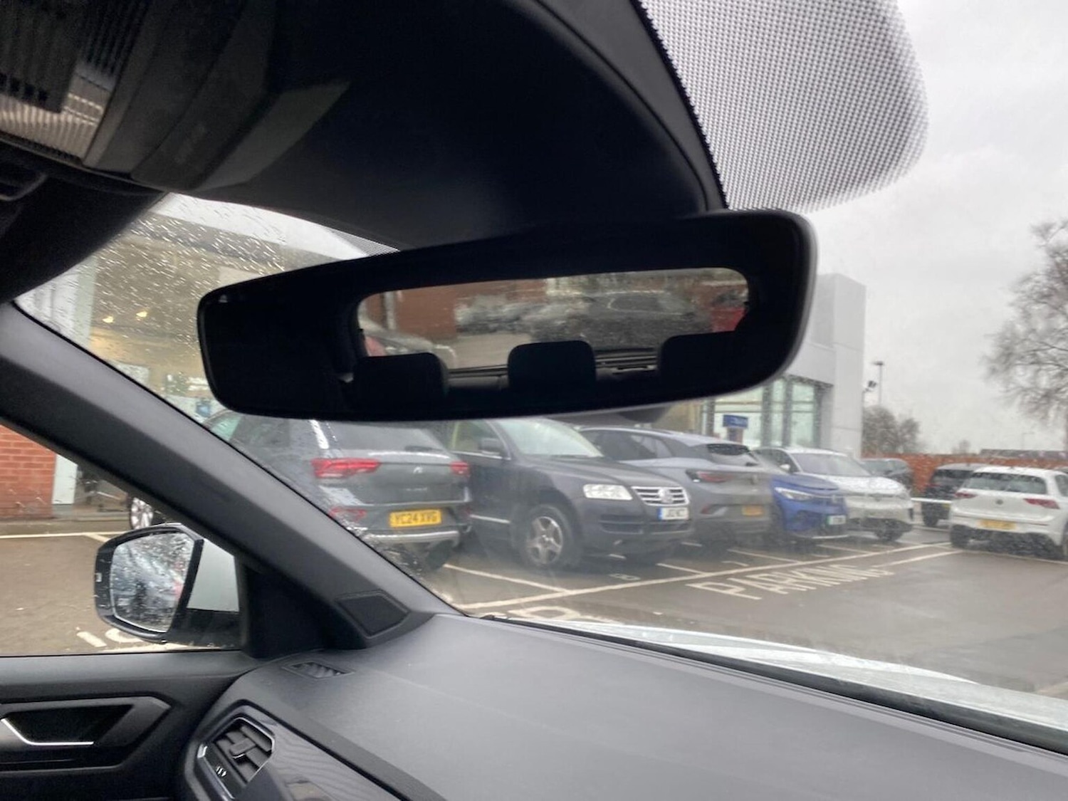 Used Volkswagen T-Roc 2021 for sale - 77555350: Photo 14