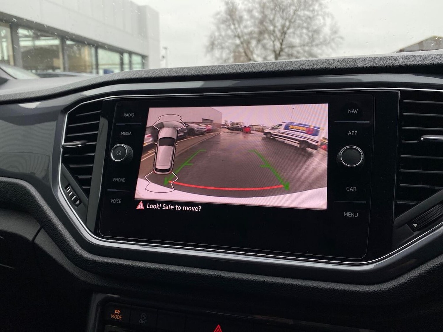 Used Volkswagen T-Roc 2021 for sale - 77555350: Photo 22