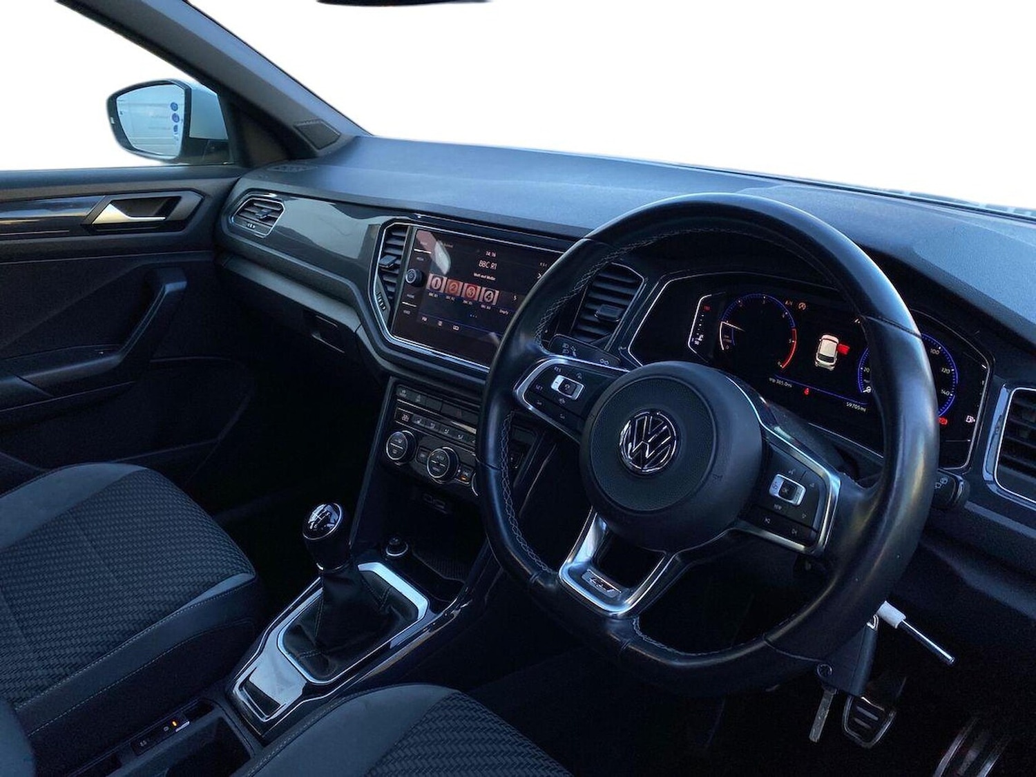 Used Volkswagen T-Roc 2019 for sale - 76785251: Photo 16