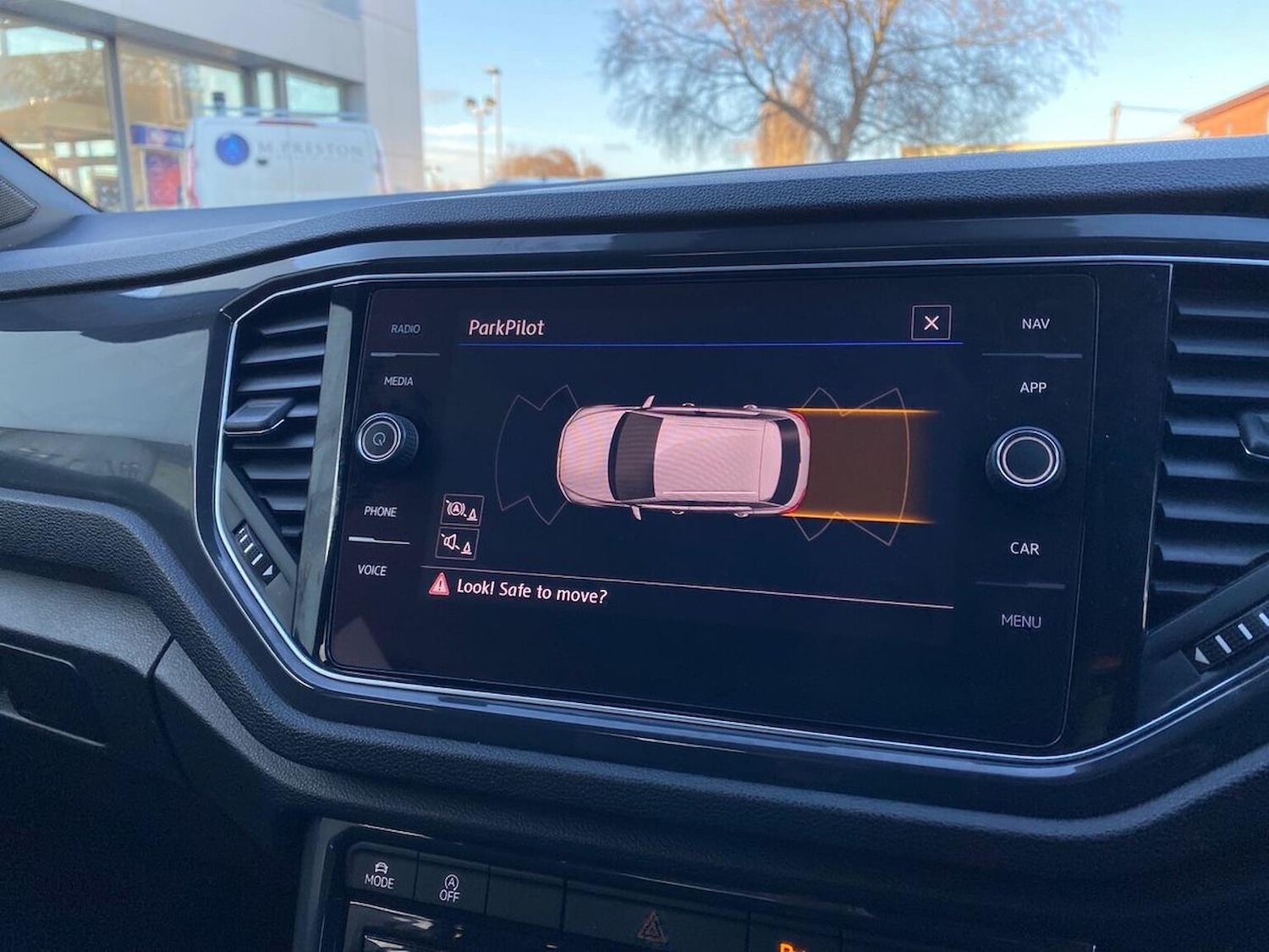 Used Volkswagen T-Roc 2019 for sale - 76785251: Photo 23