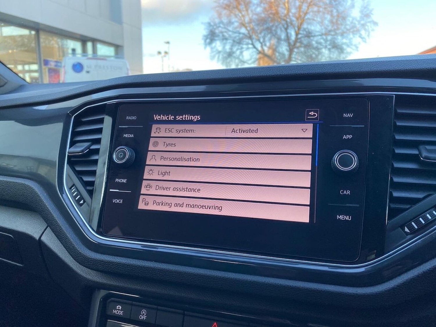 Used Volkswagen T-Roc 2019 for sale - 76785251: Photo 36