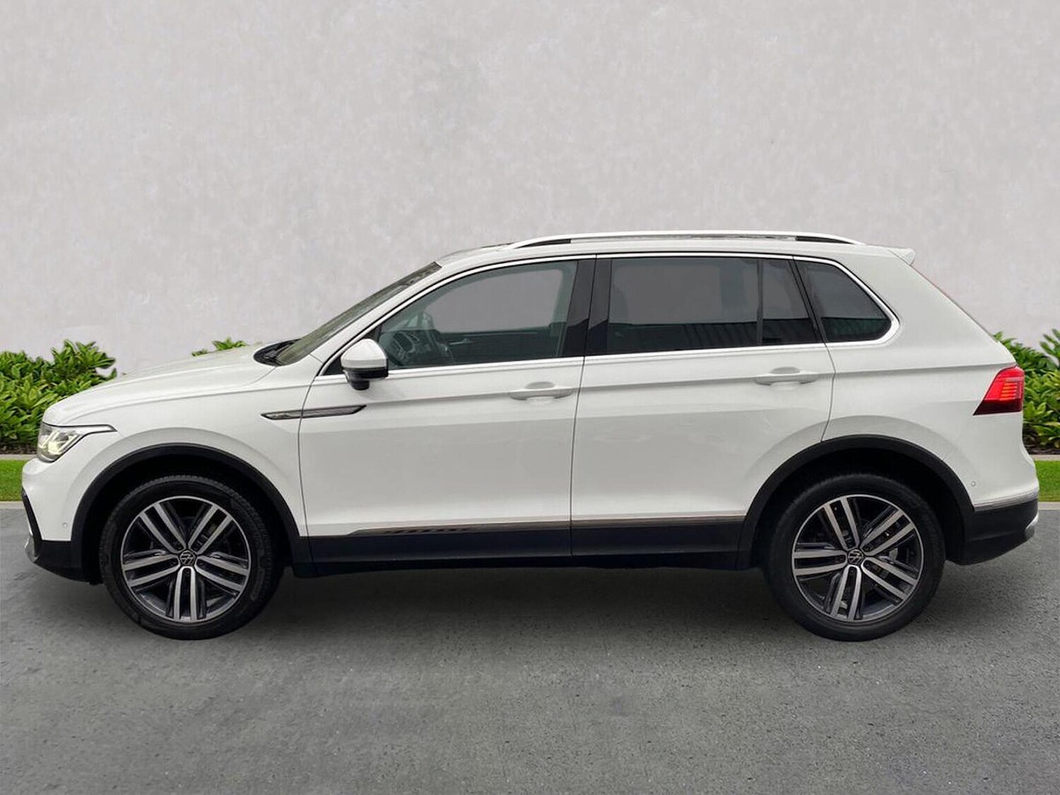 Used Volkswagen Tiguan 2021 for sale - 77802158: Photo 19