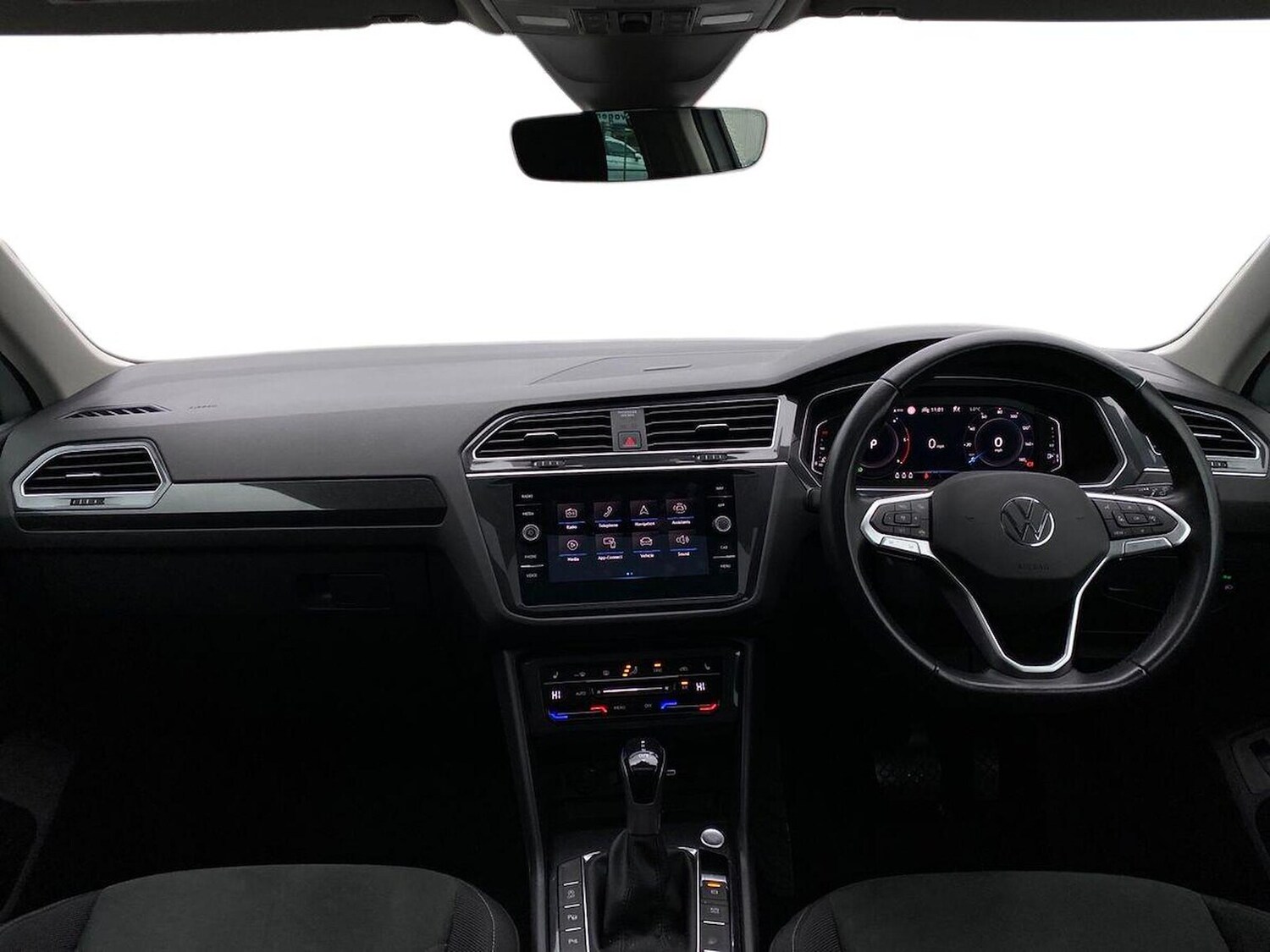 Used Volkswagen Tiguan 2021 for sale - 77802158: Photo 8