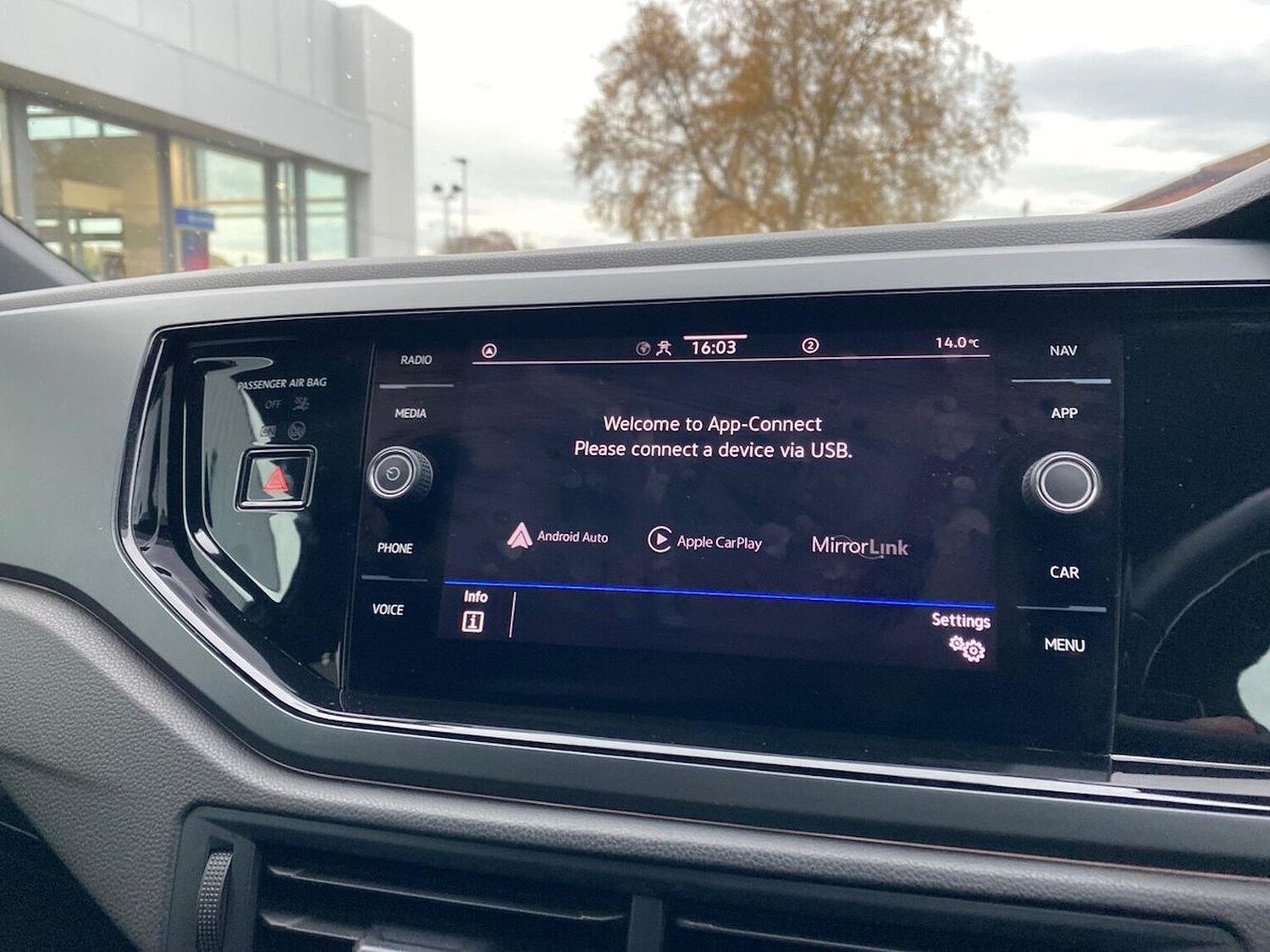 Used Volkswagen Polo 2023 for sale - 76490602: Photo 12