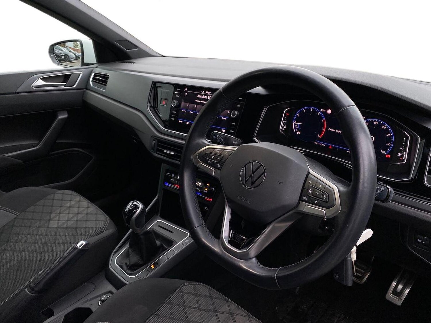 Used Volkswagen Polo 2023 for sale - 76490602: Photo 16