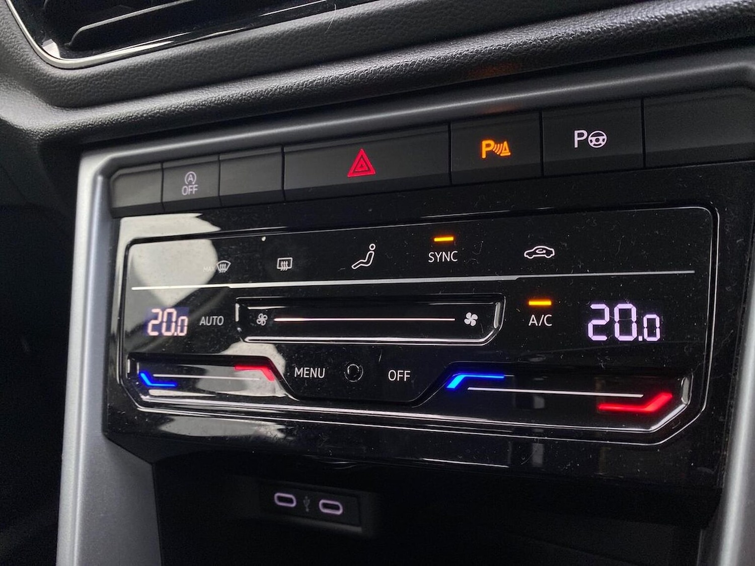 Used Volkswagen T-Roc 2022 for sale - 77069956: Photo 14