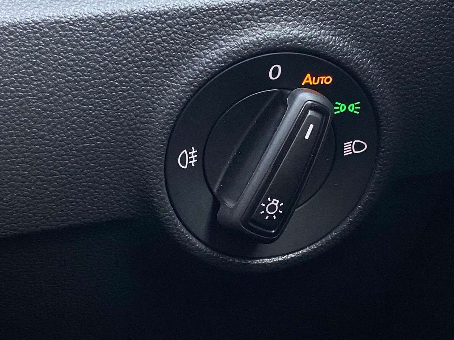 Used Volkswagen T-Roc 2022 for sale - 77069956: Photo 23