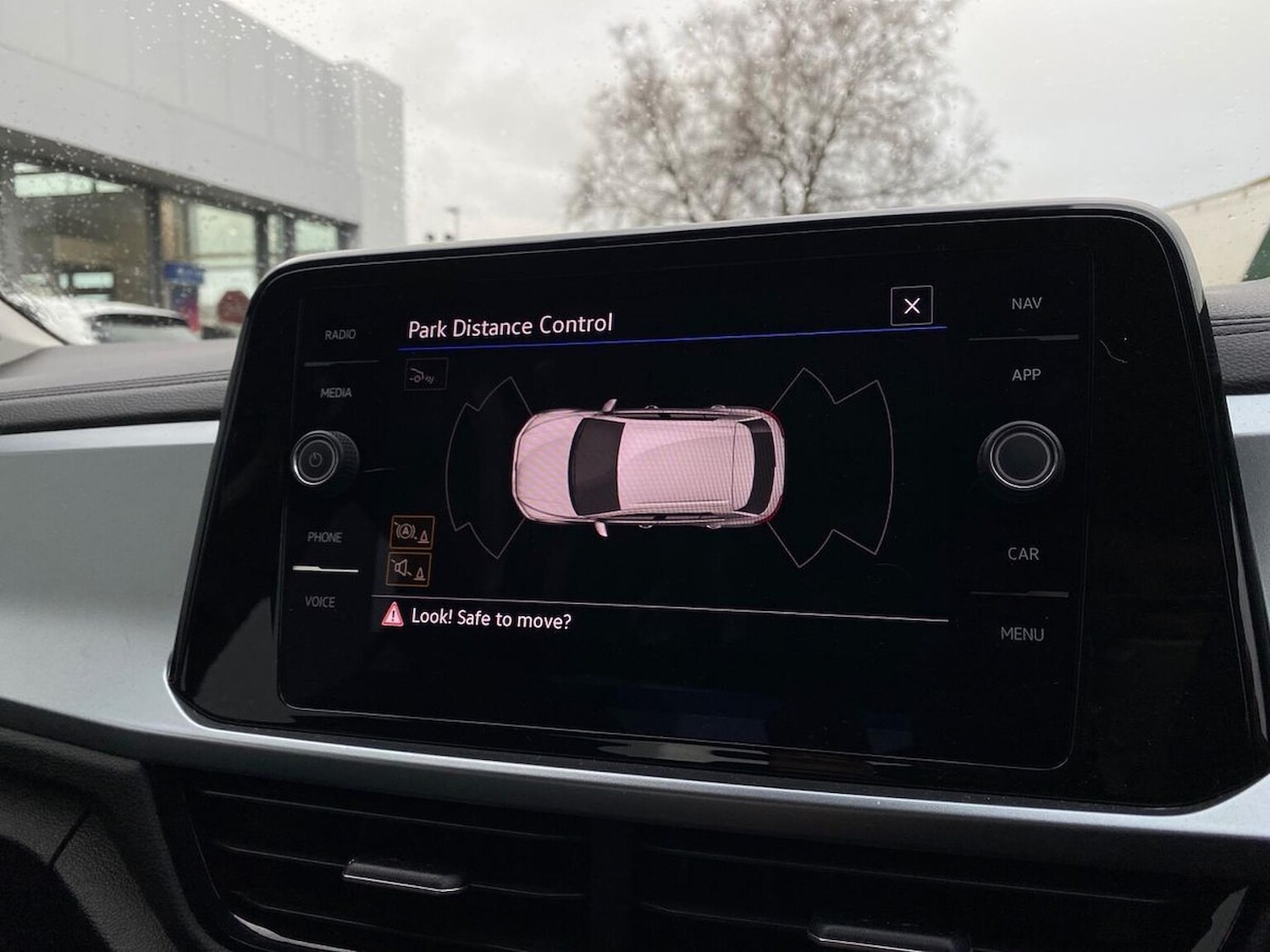 Used Volkswagen T-Roc 2022 for sale - 77069956: Photo 24