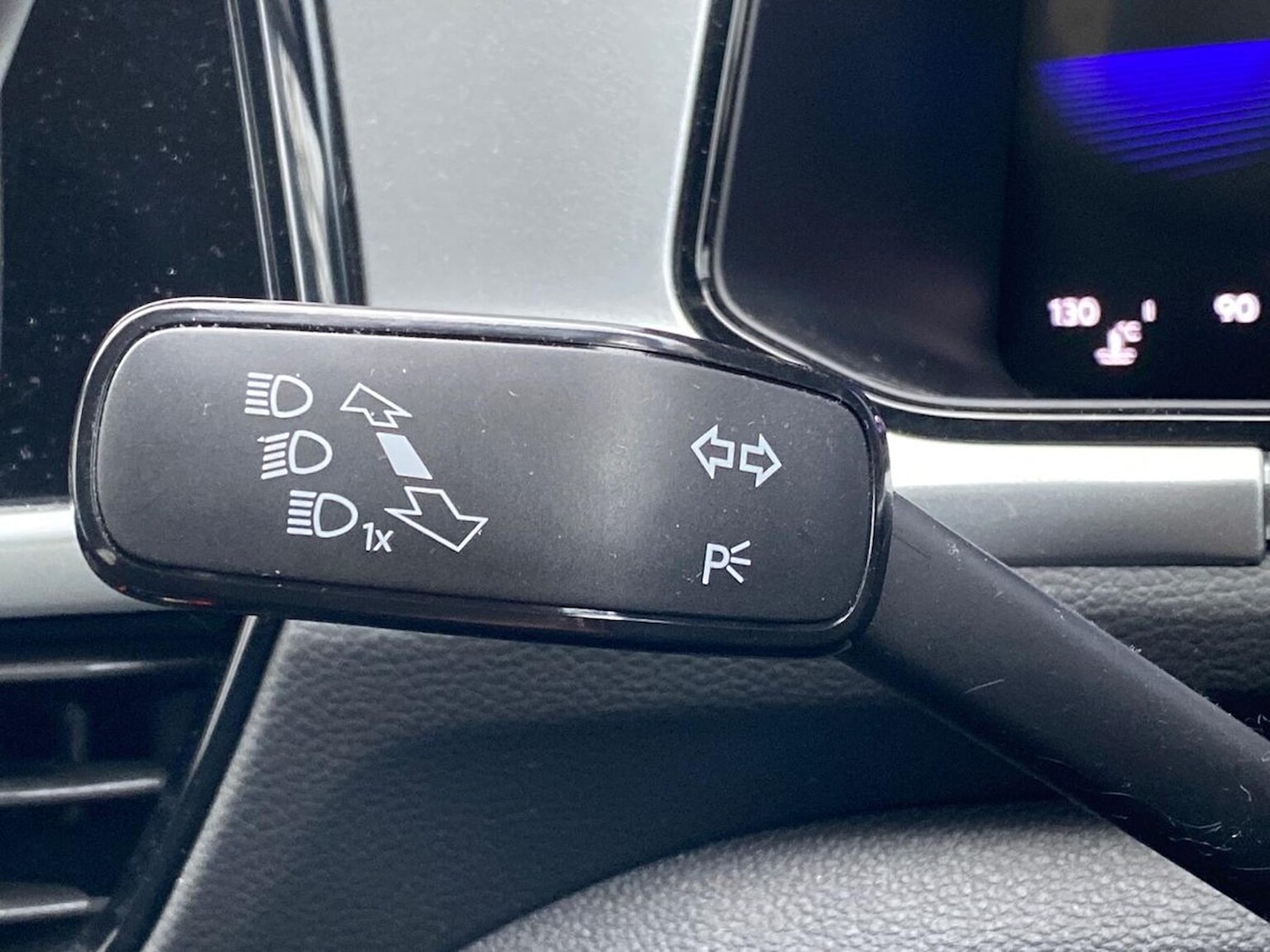 Used Volkswagen T-Roc 2022 for sale - 77069956: Photo 30