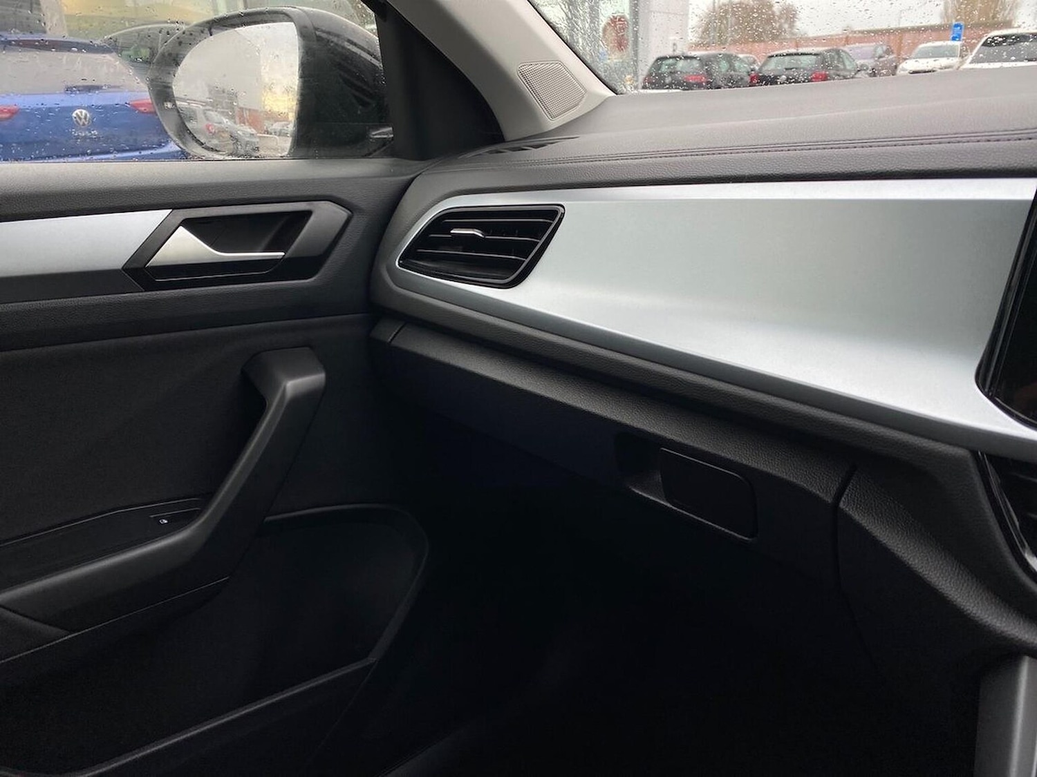 Used Volkswagen T-Roc 2022 for sale - 77069956: Photo 32