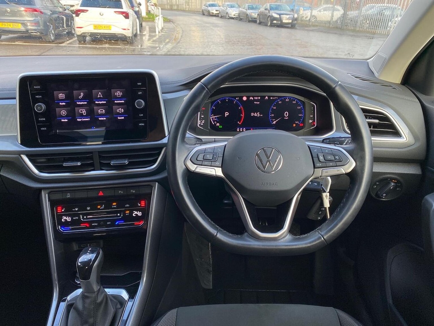 Used Volkswagen T-Roc 2022 for sale - 77069949: Photo 11