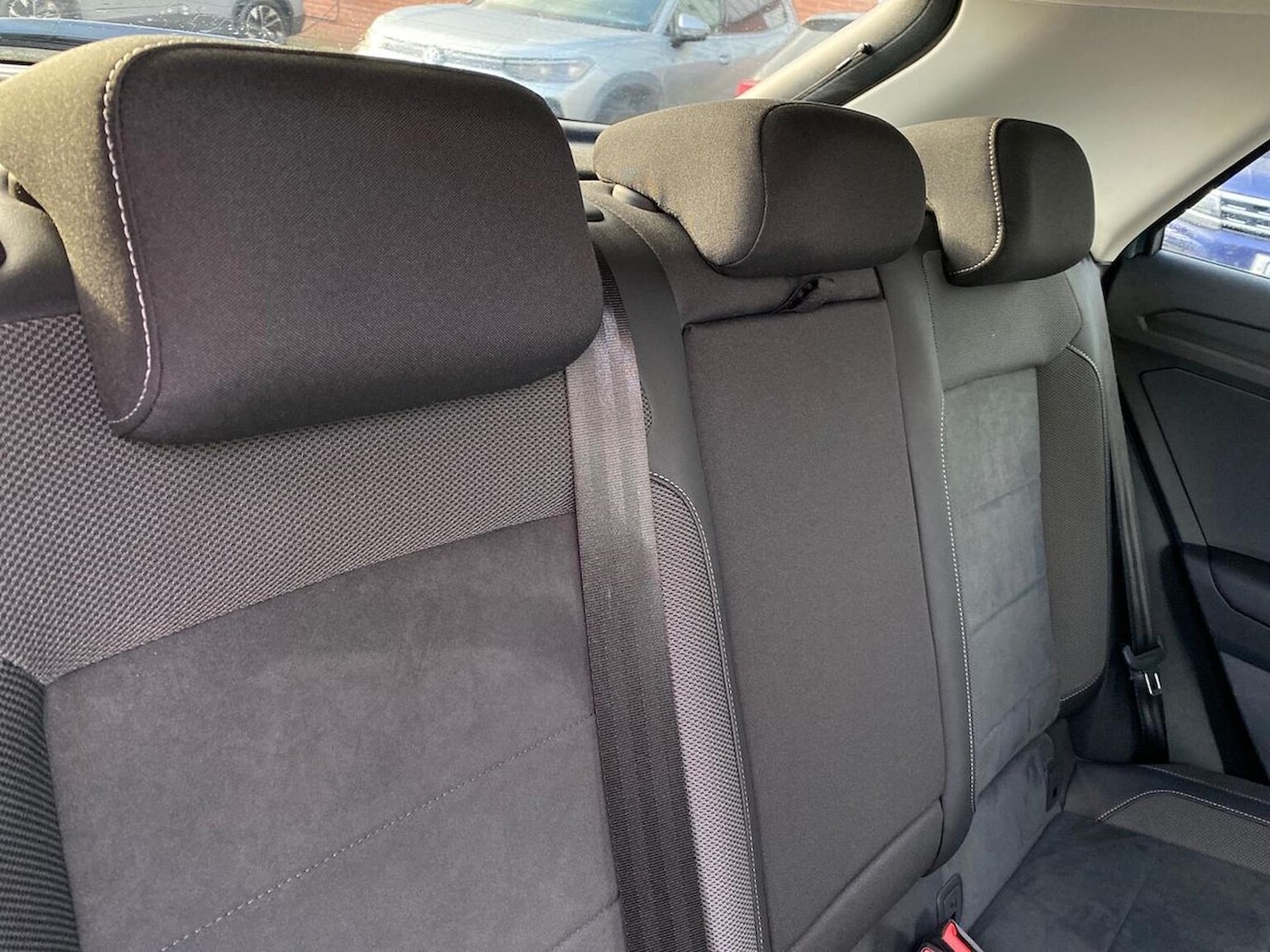 Used Volkswagen T-Roc 2022 for sale - 77069949: Photo 18