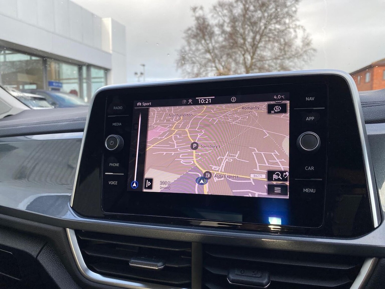 Used Volkswagen T-Roc 2022 for sale - 77069949: Photo 25