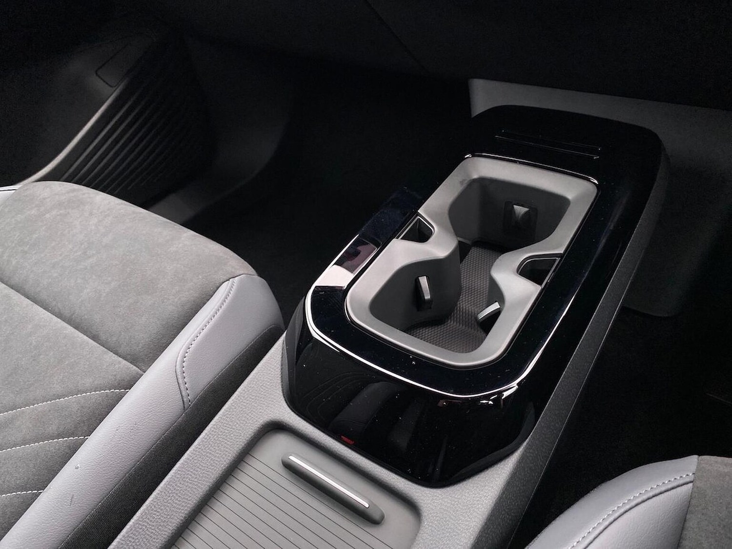 Used Volkswagen ID.4 2025 for sale - 76777325: Photo 14