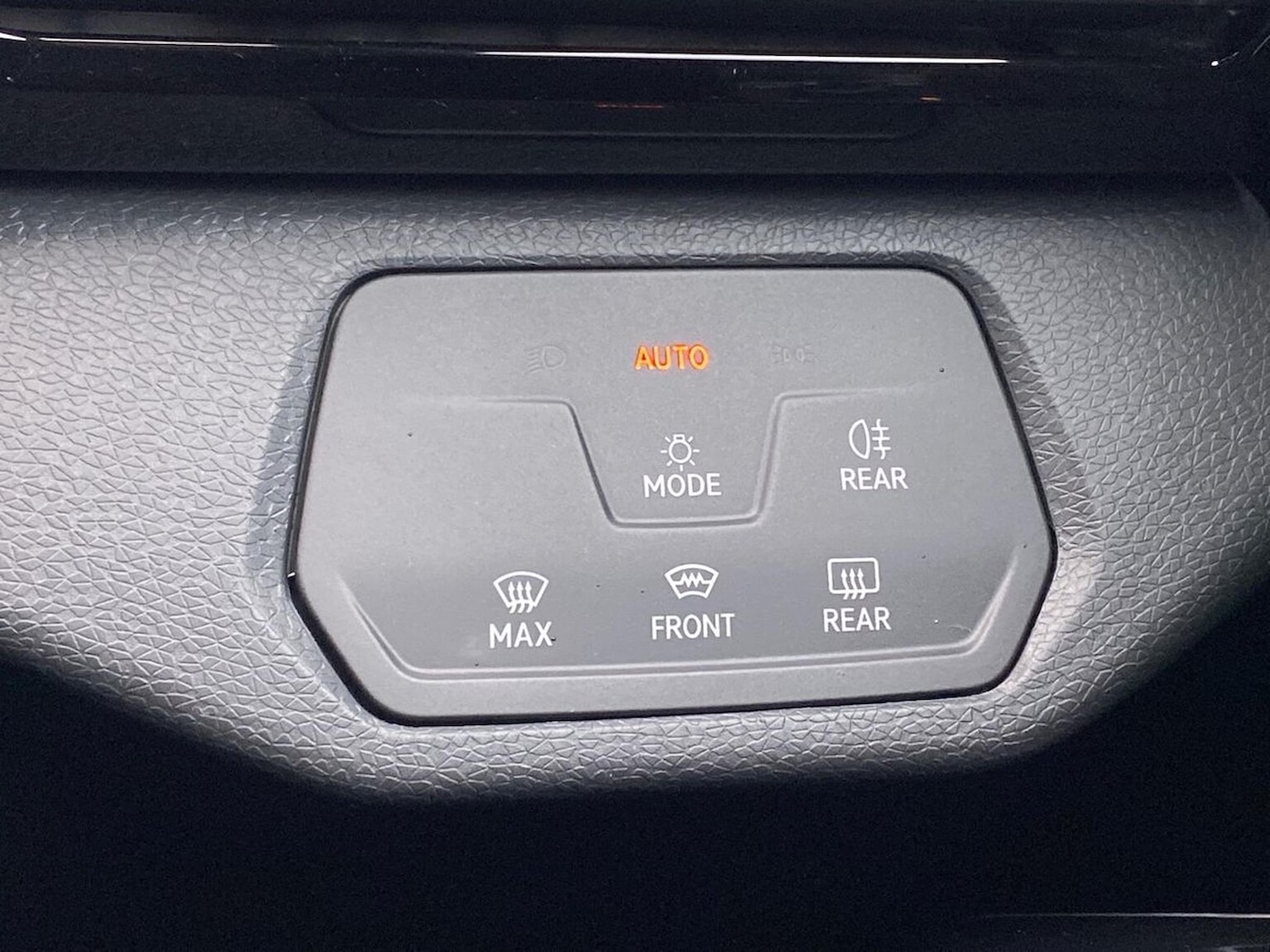 Used Volkswagen ID.4 2025 for sale - 76777325: Photo 30