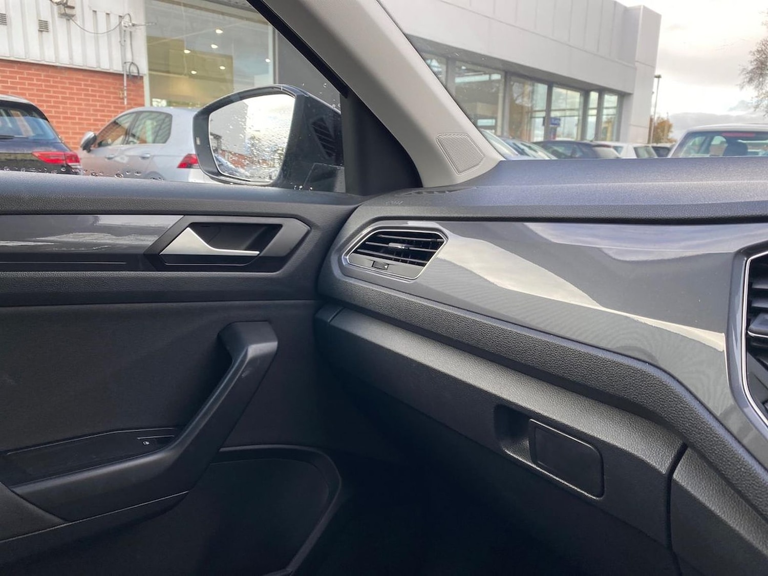 Used Volkswagen T-Roc 2021 for sale - 76628206: Photo 22