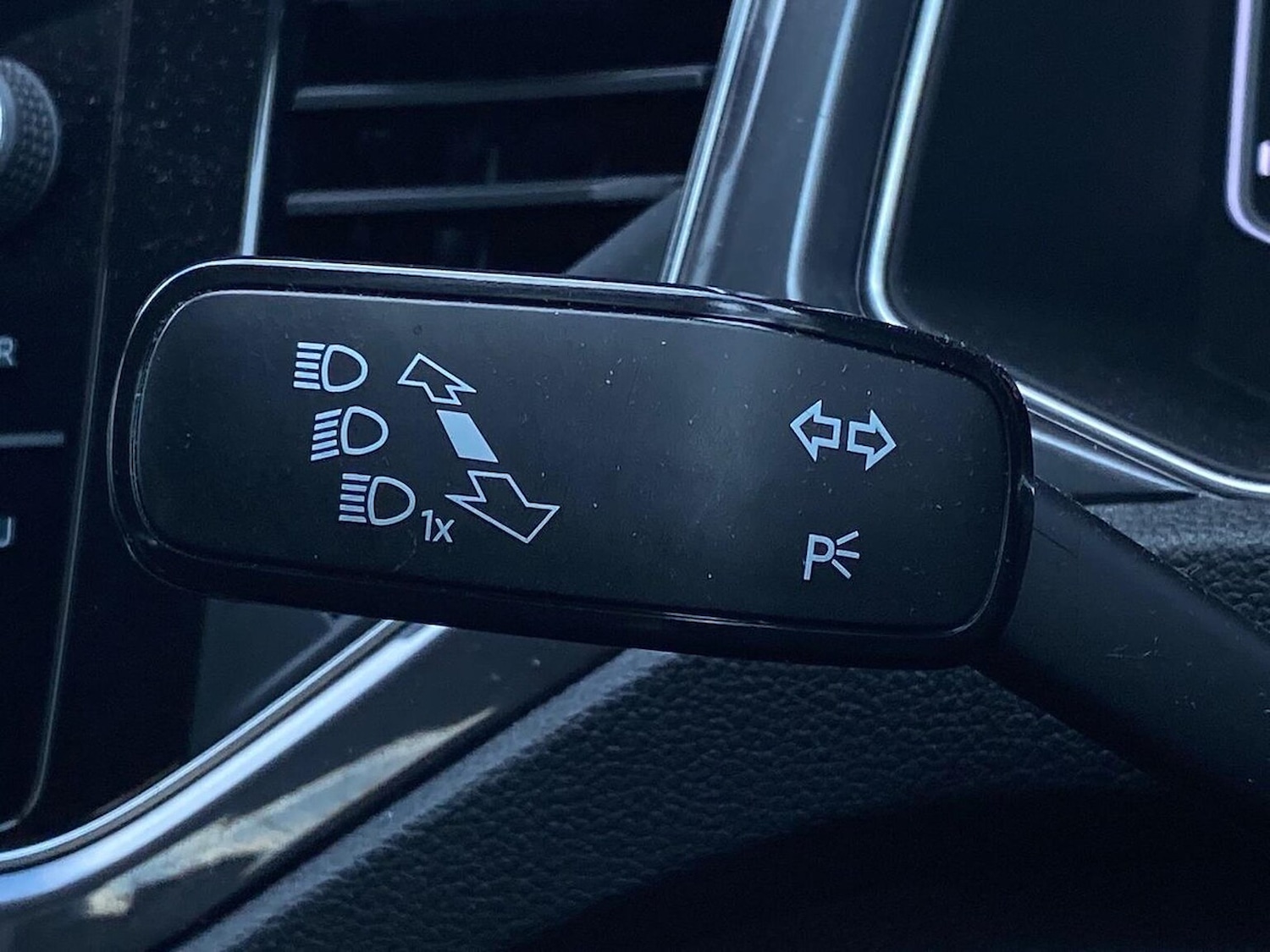 Used Volkswagen T-Roc 2021 for sale - 76628206: Photo 29