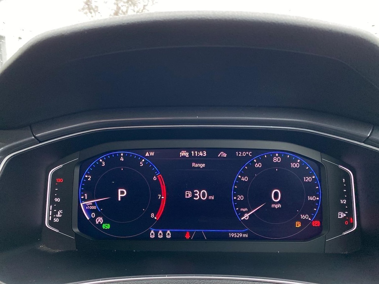 Used Volkswagen T-Roc 2021 for sale - 76720319: Photo 10