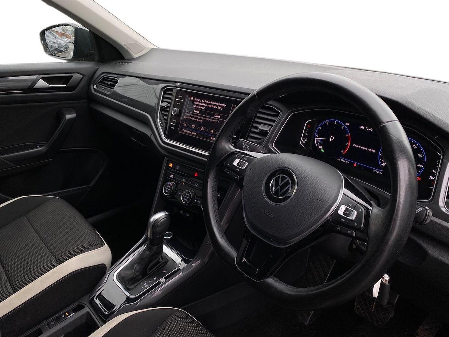 Used Volkswagen T-Roc 2021 for sale - 76720319: Photo 15