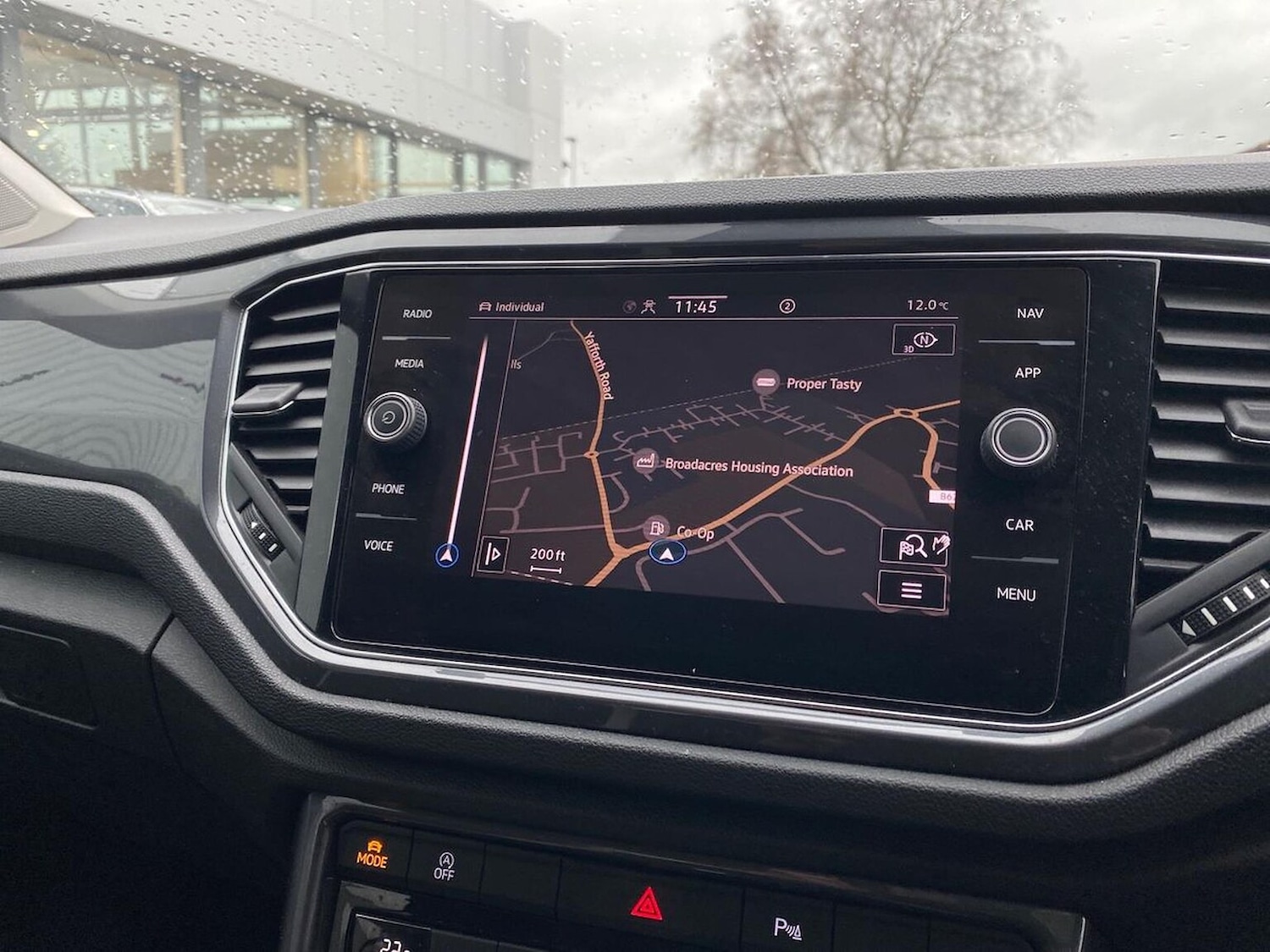 Used Volkswagen T-Roc 2021 for sale - 76720319: Photo 23