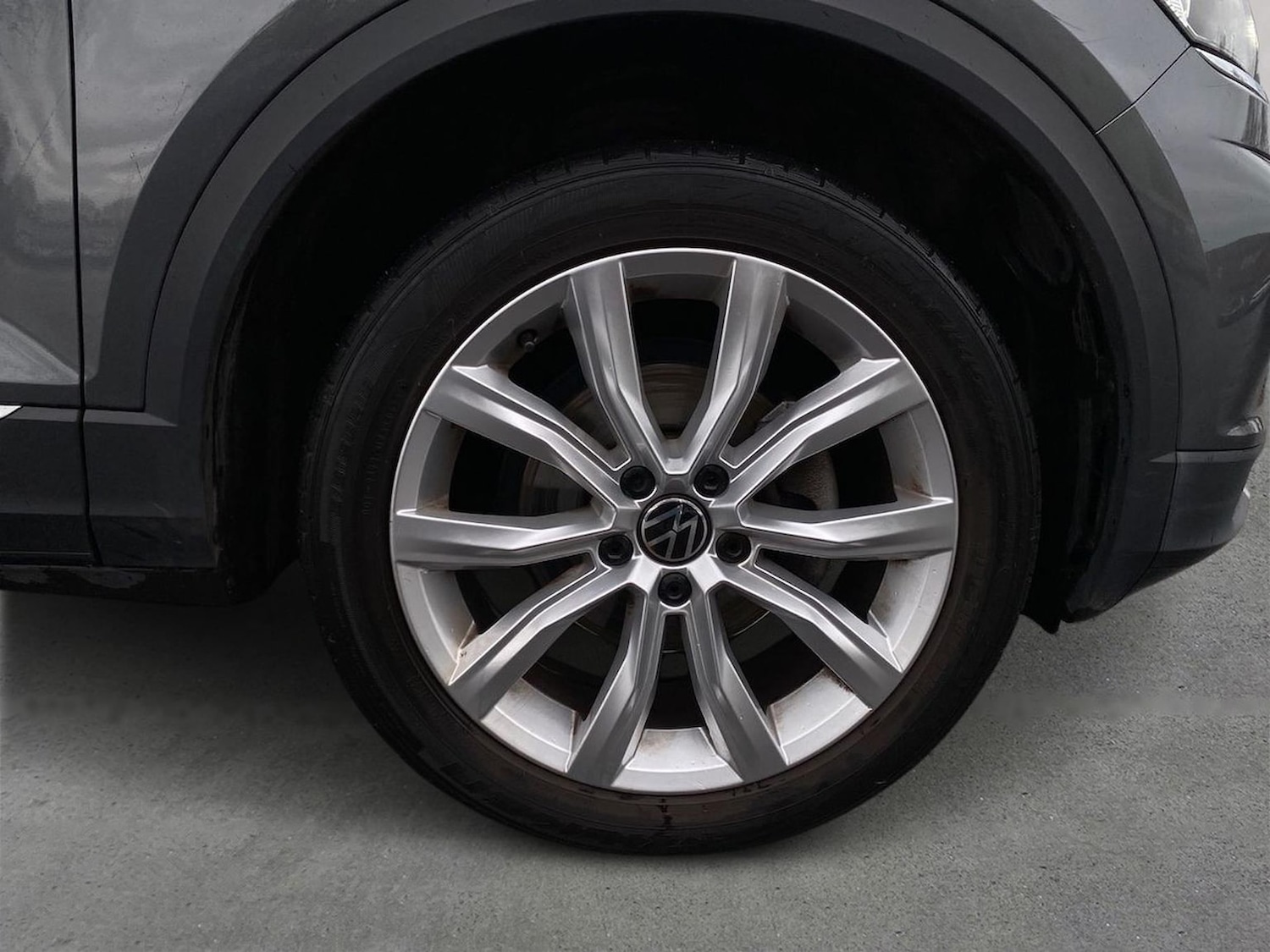 Used Volkswagen T-Roc 2021 for sale - 76720319: Photo 6