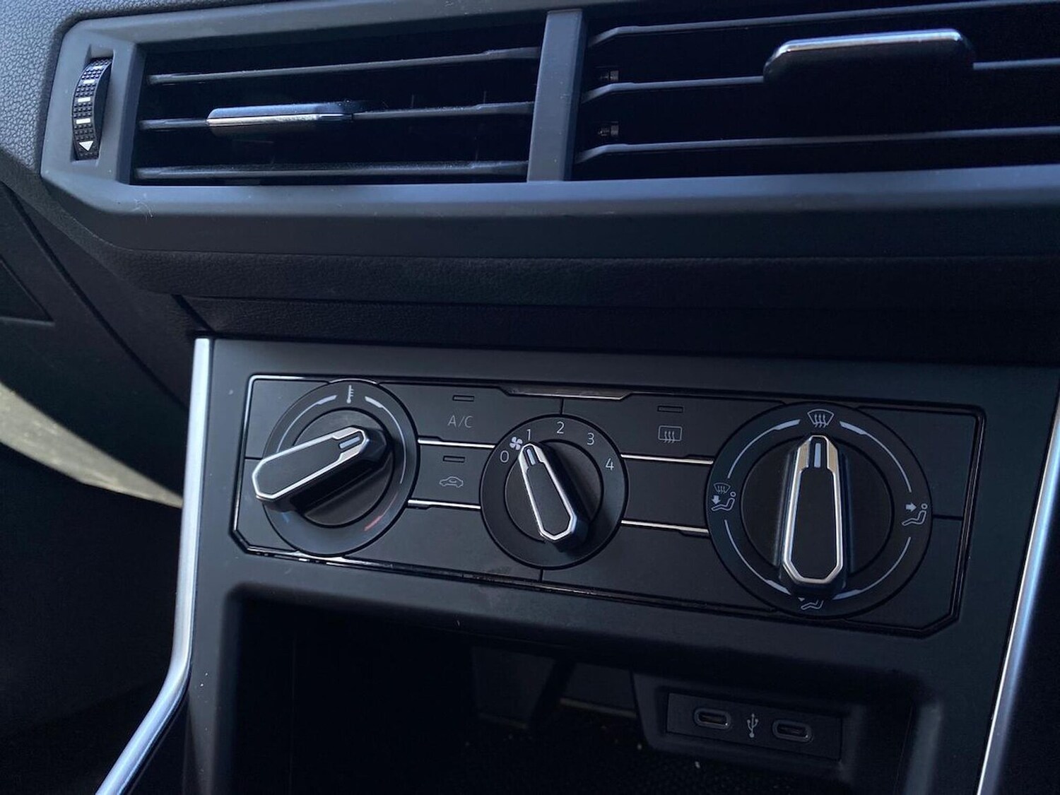 Used Volkswagen Polo 2023 for sale - 78194181: Photo 12