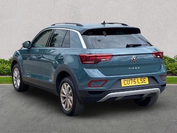 Used Volkswagen T-Roc 2025 for sale - 79013056: Photo