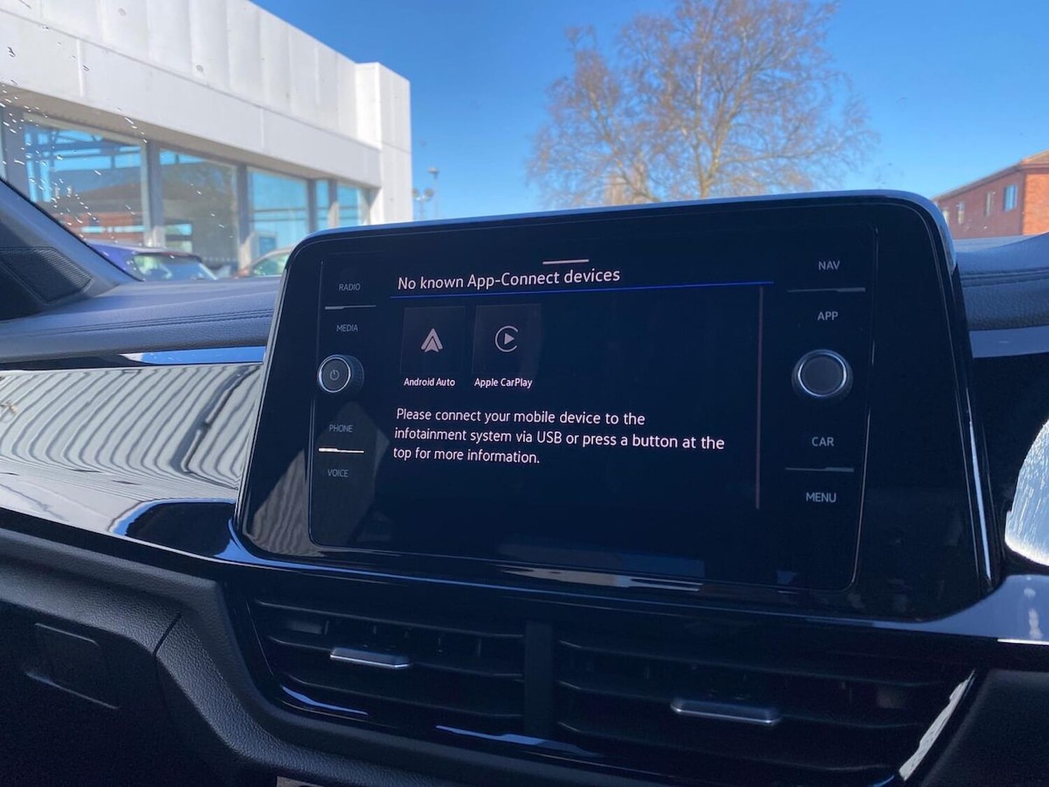 Used Volkswagen T-Roc 2026 for sale - 78194376: Photo 11