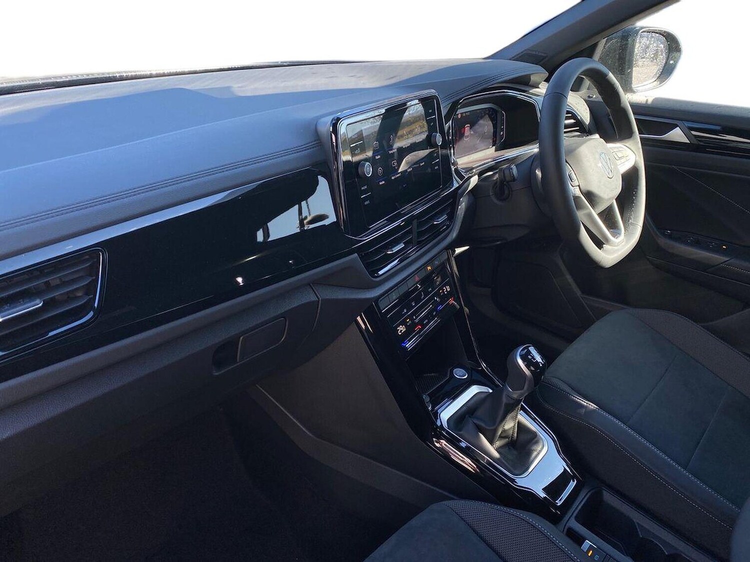 Used Volkswagen T-Roc 2026 for sale - 78194376: Photo 7