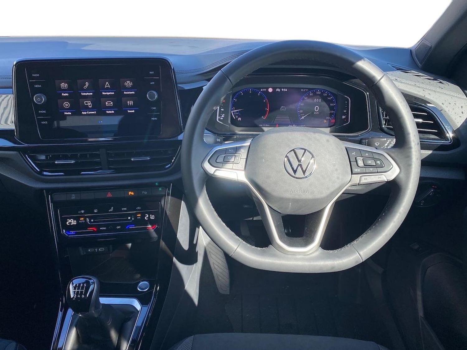 Used Volkswagen T-Roc 2026 for sale - 78194376: Photo 9