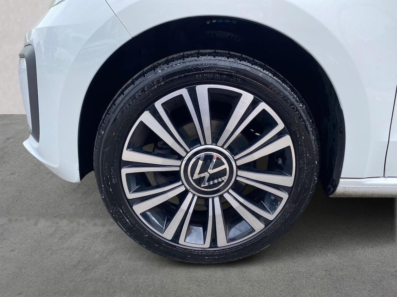 Used Volkswagen up! 2020 for sale - 76506152: Photo 6