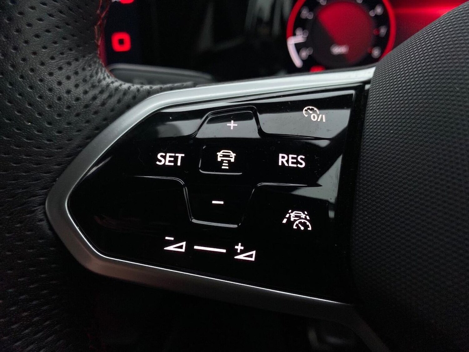 Used Volkswagen Golf 2023 for sale - 76986985: Photo 29