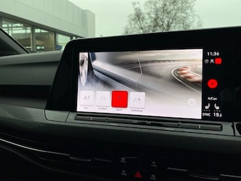 Used Volkswagen Golf 2023 for sale - 76986985: Photo