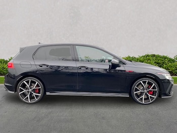 Used Volkswagen Golf 2023 for sale - 76986985: Photo