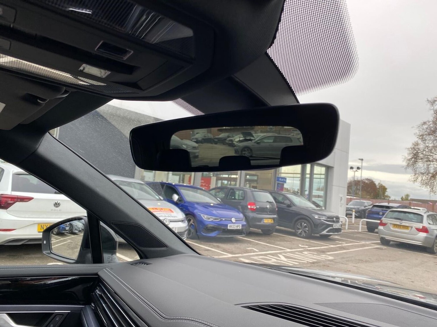 Used Volkswagen Touareg 2025 for sale - 76532481: Photo 15