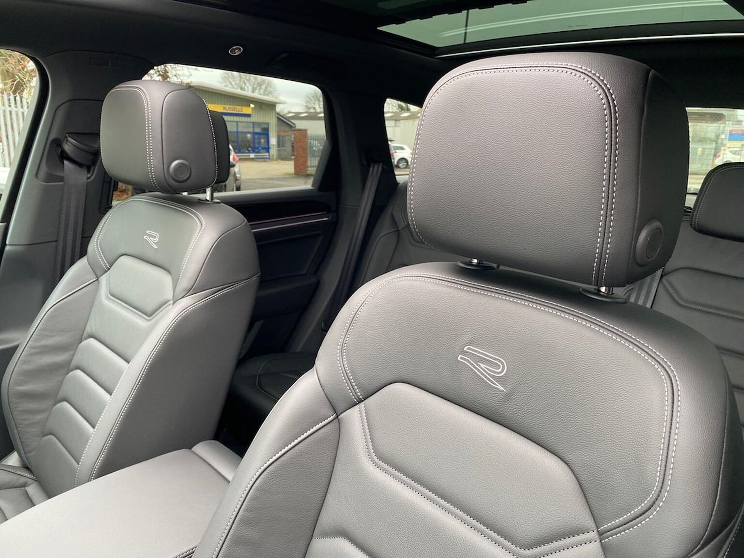 Used Volkswagen Touareg 2025 for sale - 76532481: Photo 32