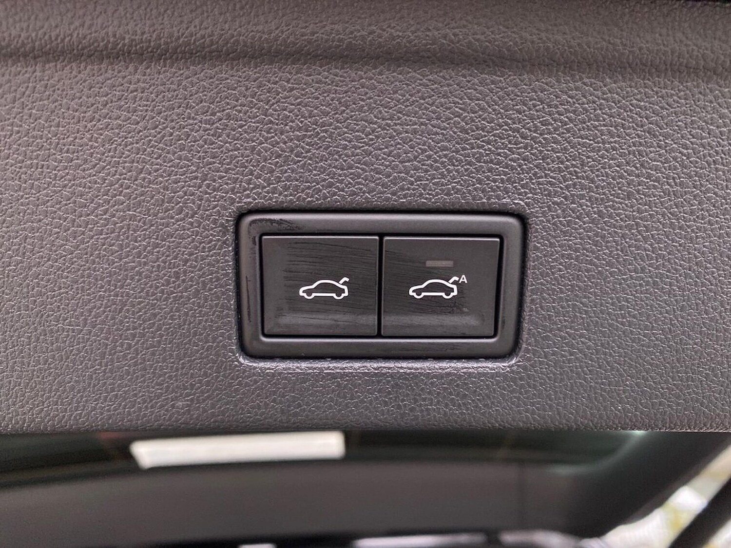 Used Volkswagen Touareg 2025 for sale - 76532481: Photo 39