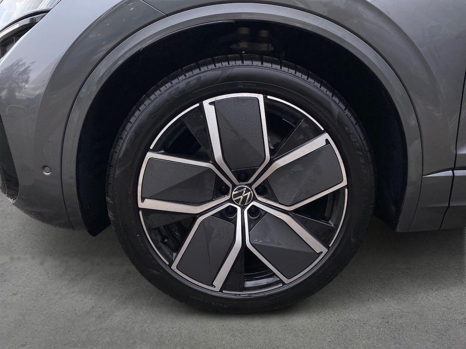 Used Volkswagen Touareg 2025 for sale - 76532481: Photo 7