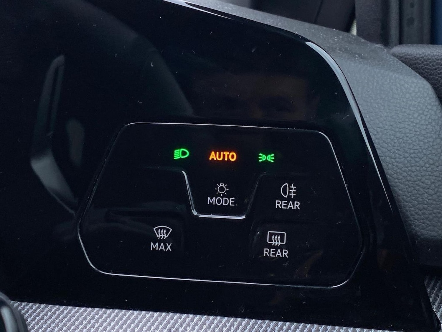 Used Volkswagen Golf 2025 for sale - 76720315: Photo 30