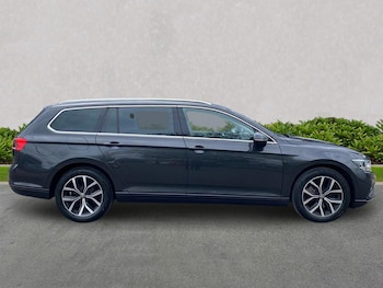 Used Volkswagen Passat 2023 for sale - 78852779: Photo