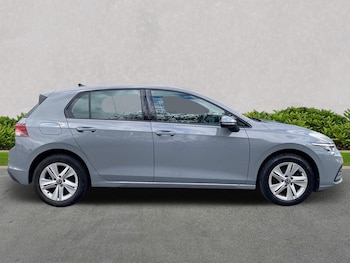 Used Volkswagen Golf 2022 for sale - 76077768: Photo 3