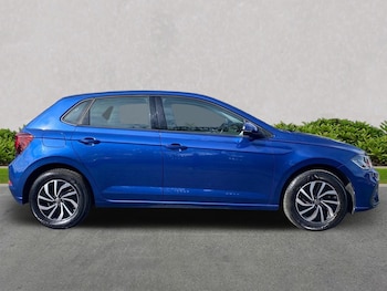 Used Volkswagen Polo 2023 for sale - 75712970: Photo