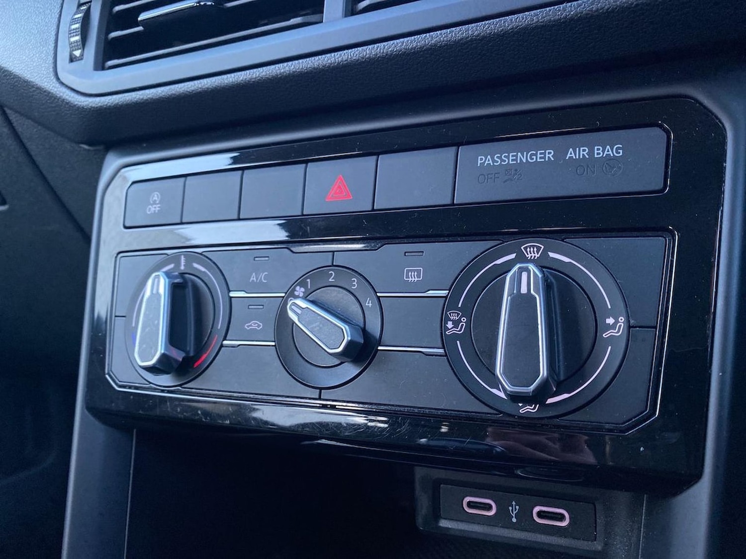 Used Volkswagen T-Cross 2022 for sale - 76628197: Photo 12