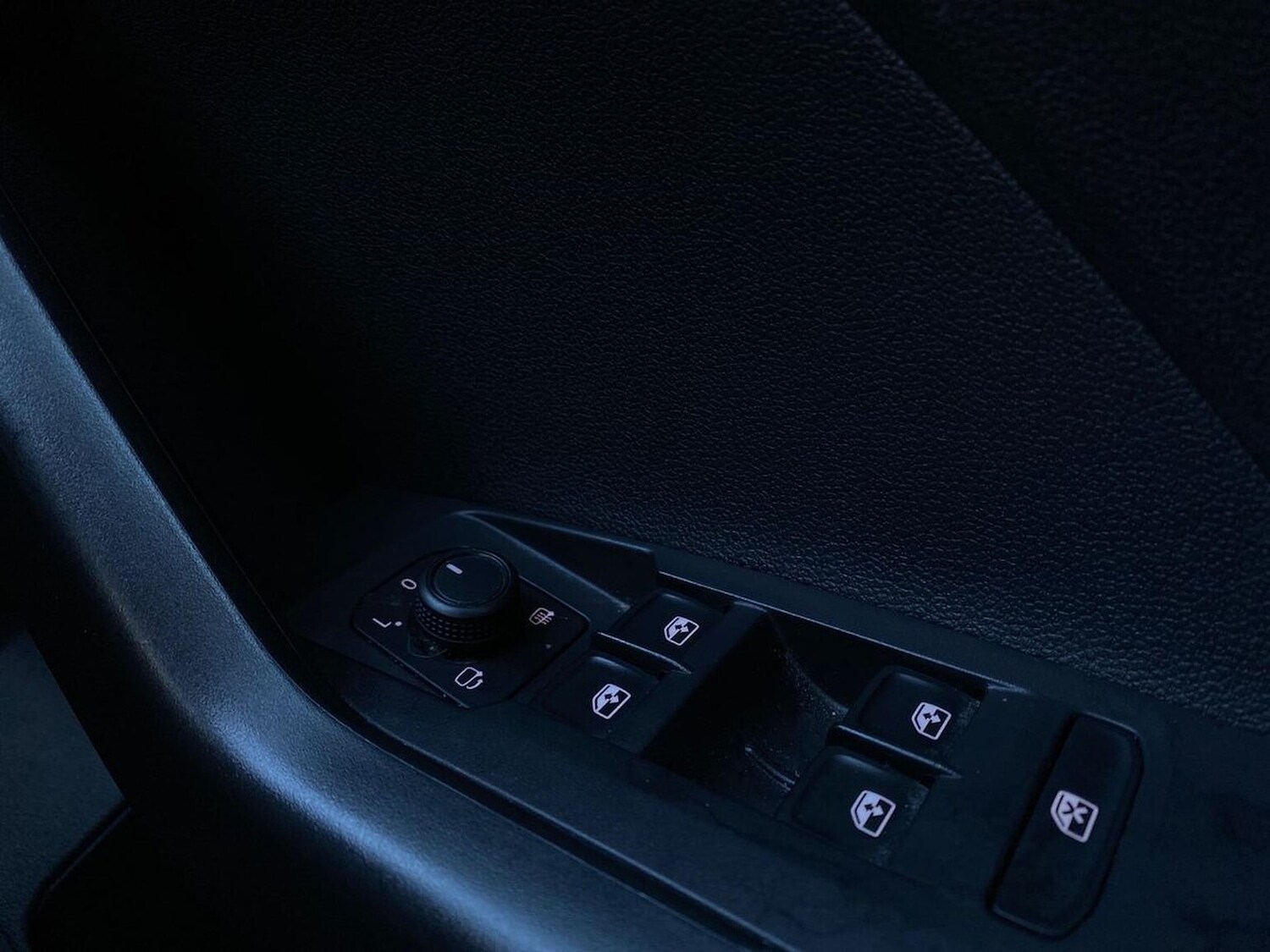 Used Volkswagen T-Cross 2022 for sale - 76628197: Photo 21