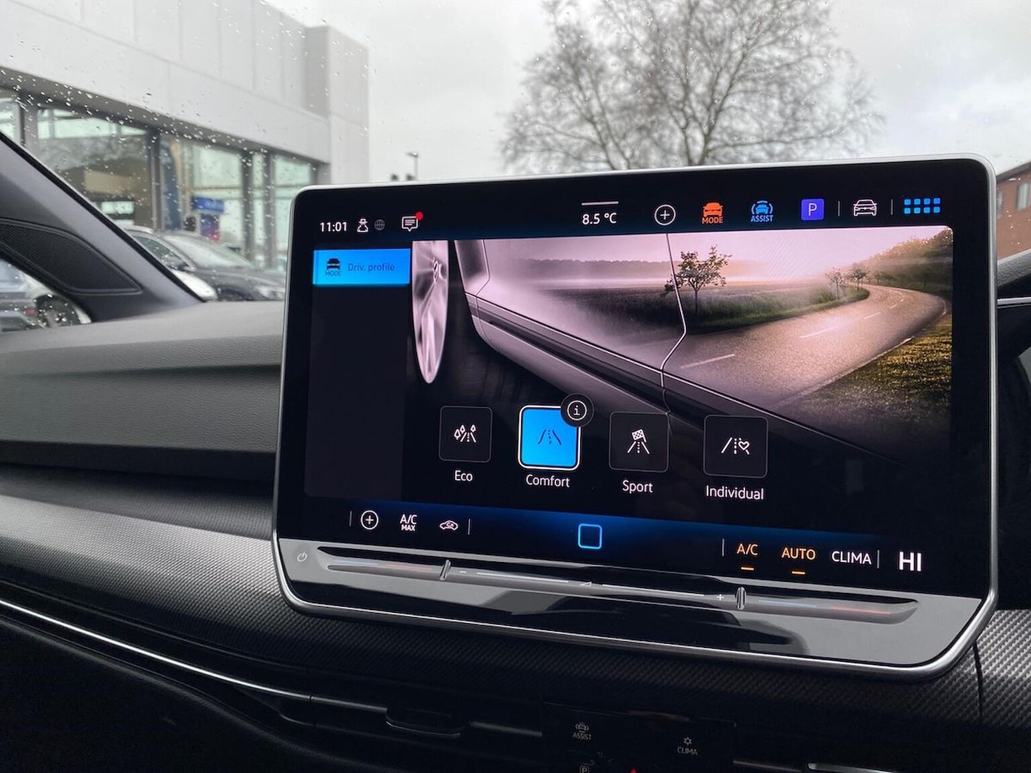 Used Volkswagen Golf 2025 for sale - 77872133: Photo 30