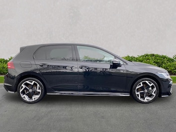 Used Volkswagen Golf 2025 for sale - 77872133: Photo