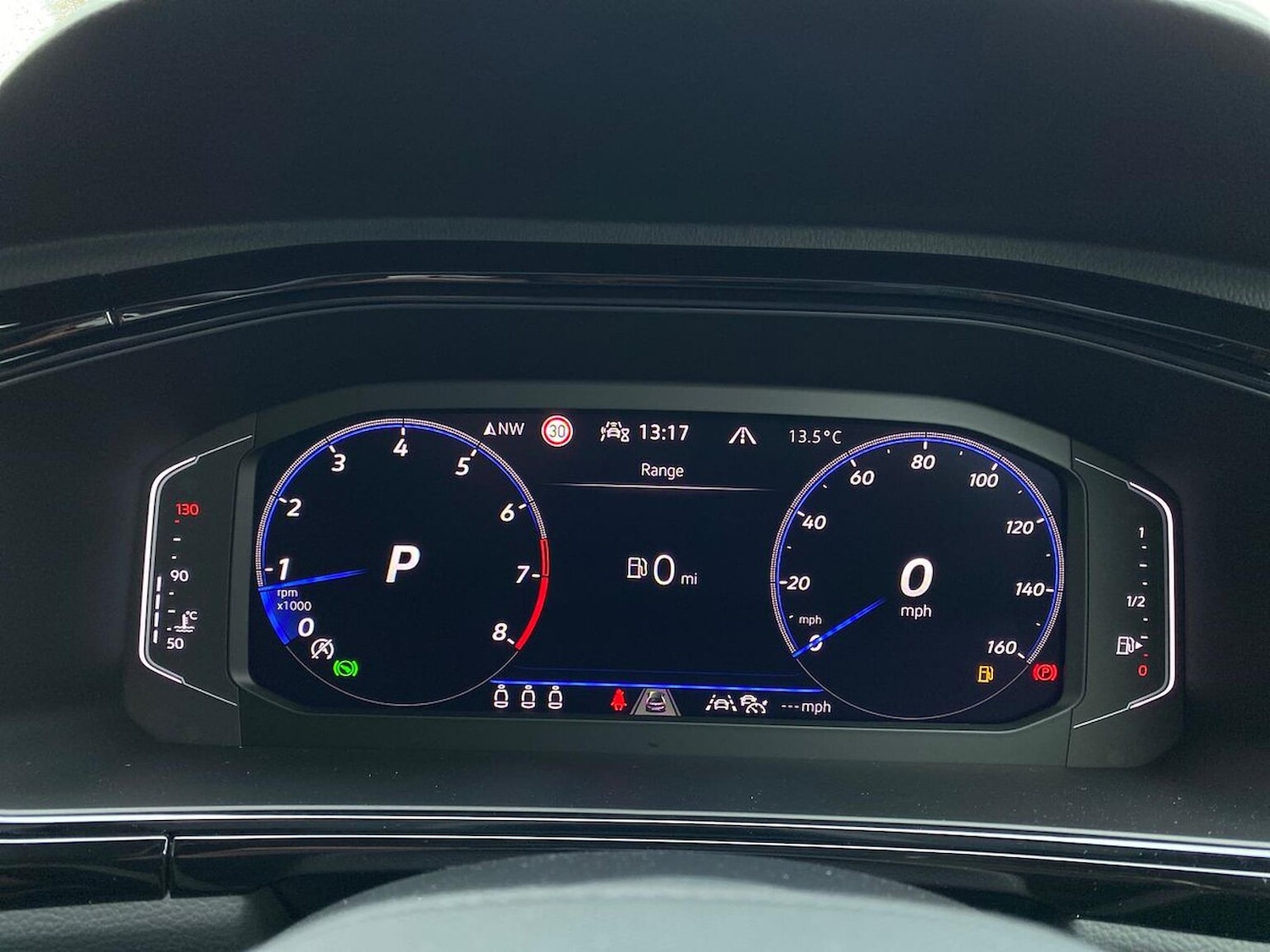 Used Volkswagen T-Roc 2025 for sale - 76450573: Photo 10