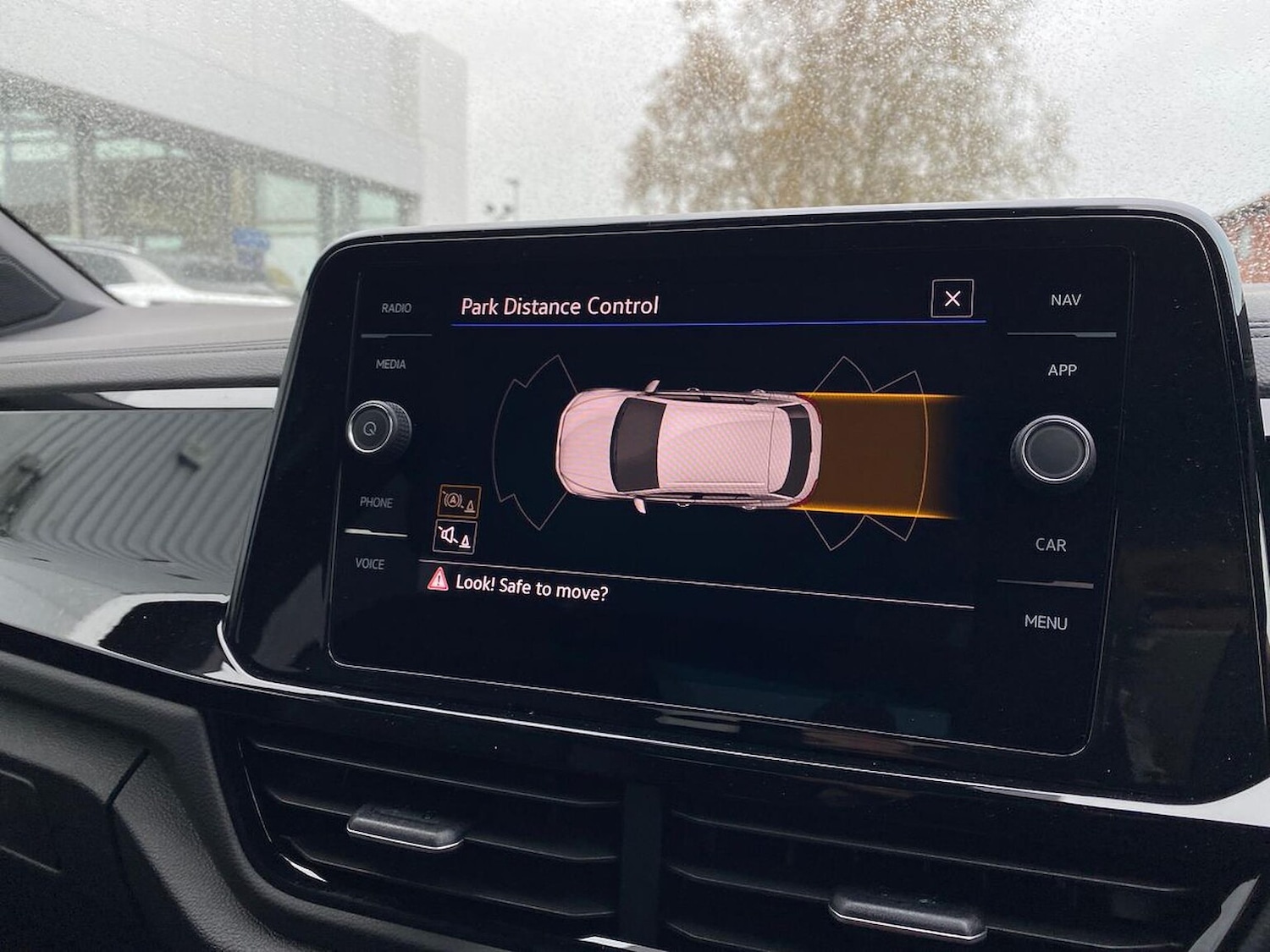 Used Volkswagen T-Roc 2025 for sale - 76450573: Photo 23