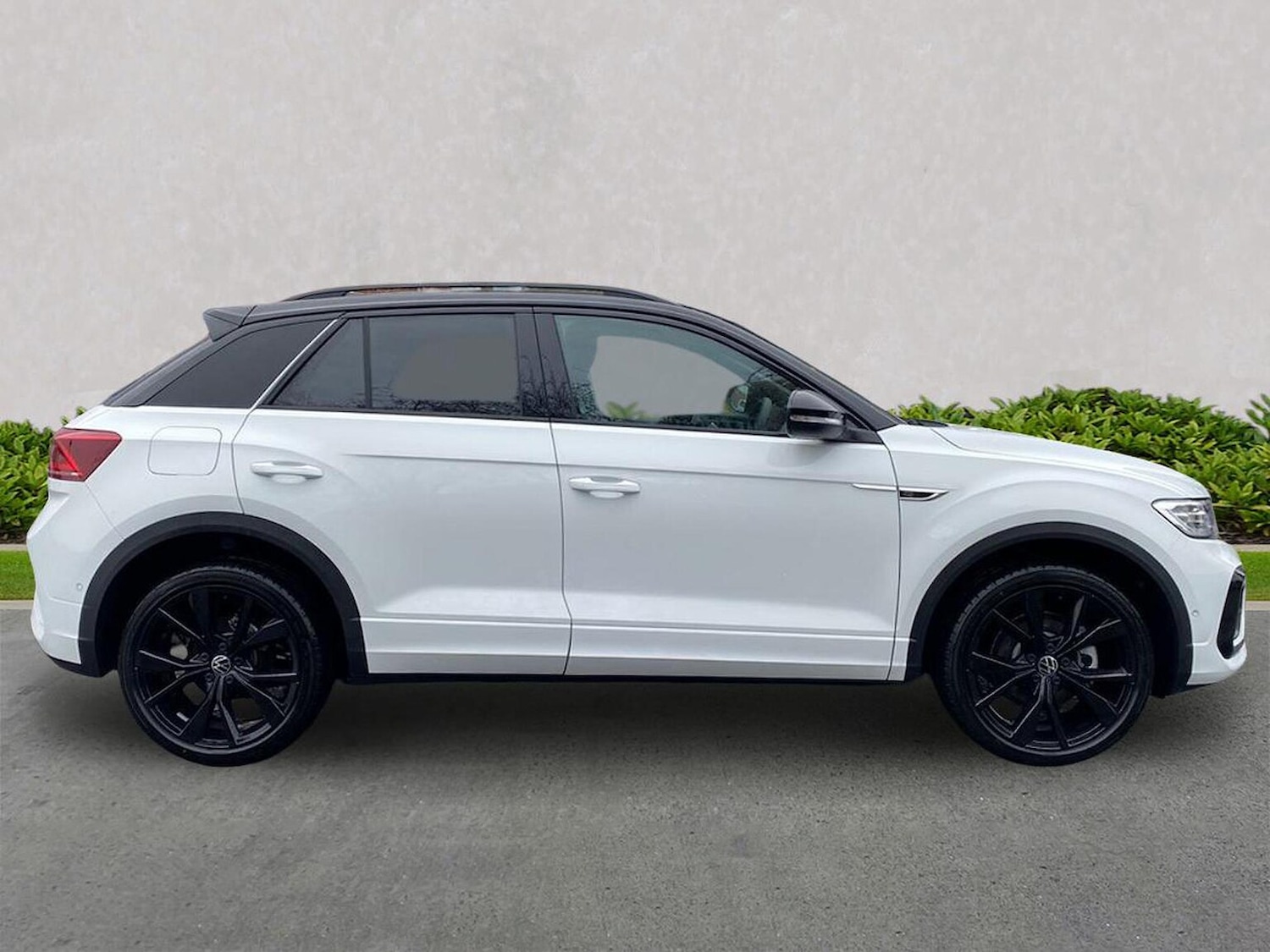 Used Volkswagen T-Roc 2025 for sale - 76450573: Photo 3