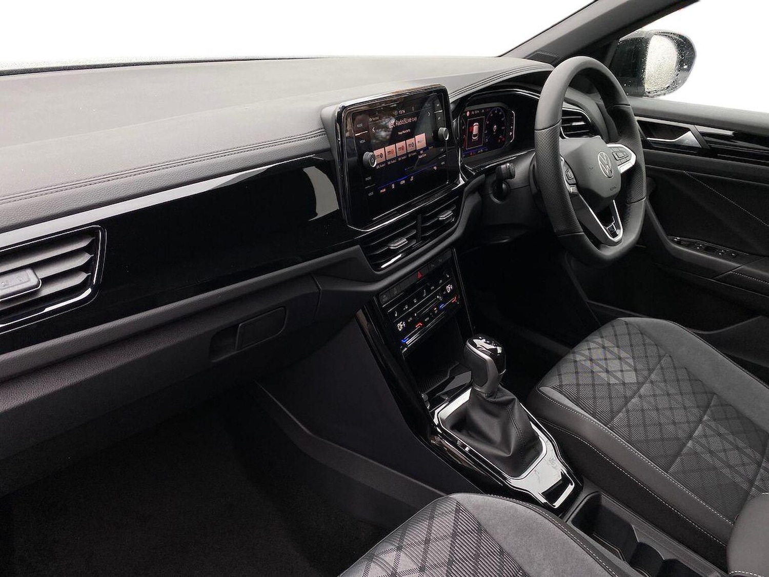 Used Volkswagen T-Roc 2025 for sale - 76450573: Photo 7